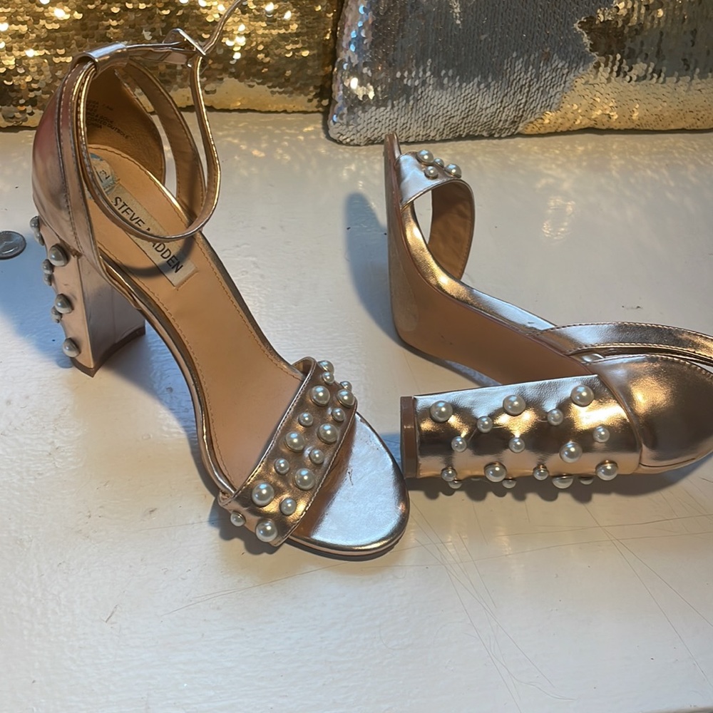 Size 7.5 Steve Madden Heels